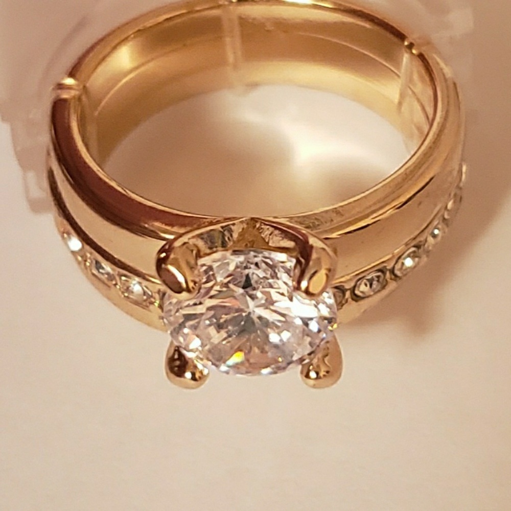 New Womens Ring